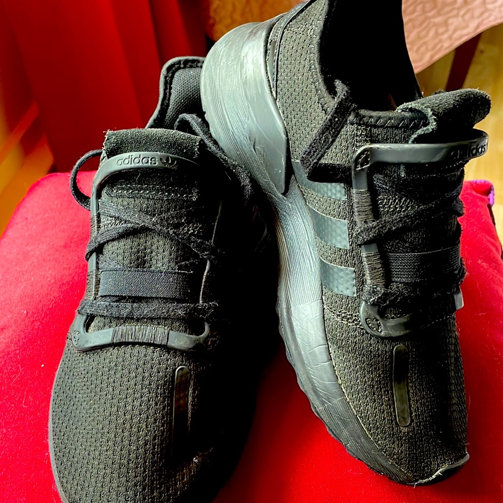 Black Adidas Sneakers